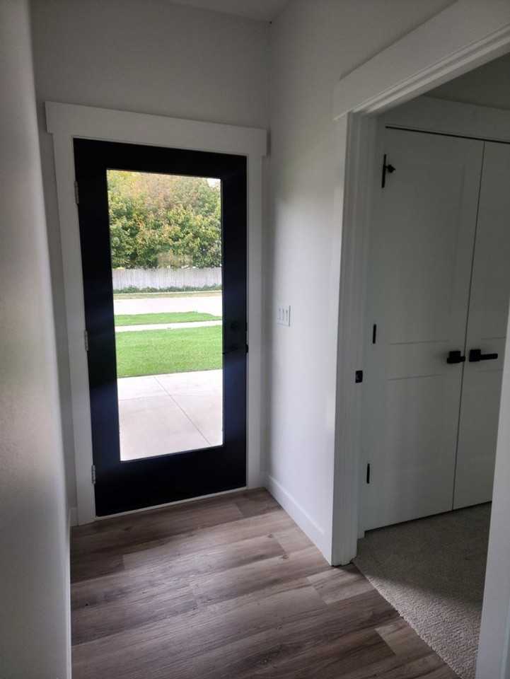 Hawarden Townhomes - Photo 2 of 18