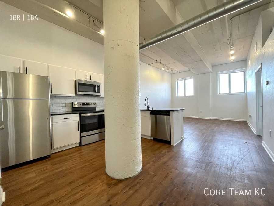 320 W 7th St #606