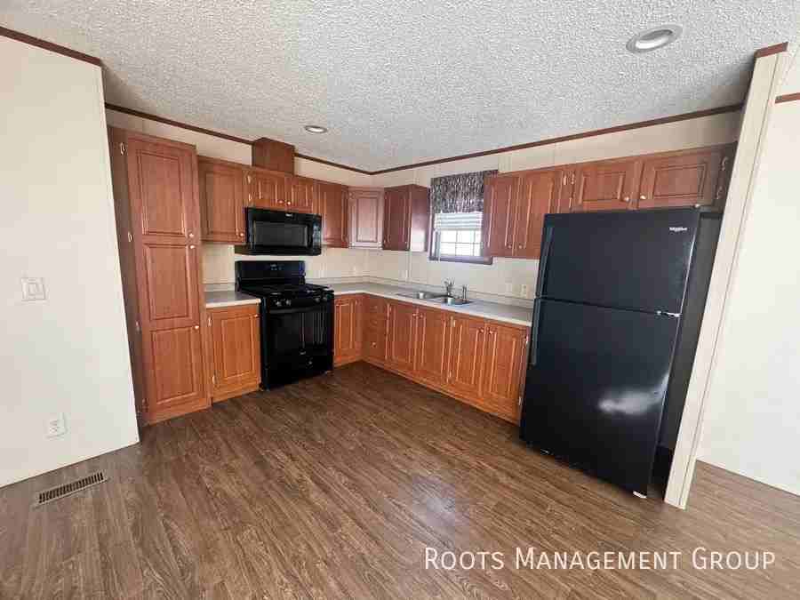 200 Paradise Acres Rd #29 - Photo 6 of 8