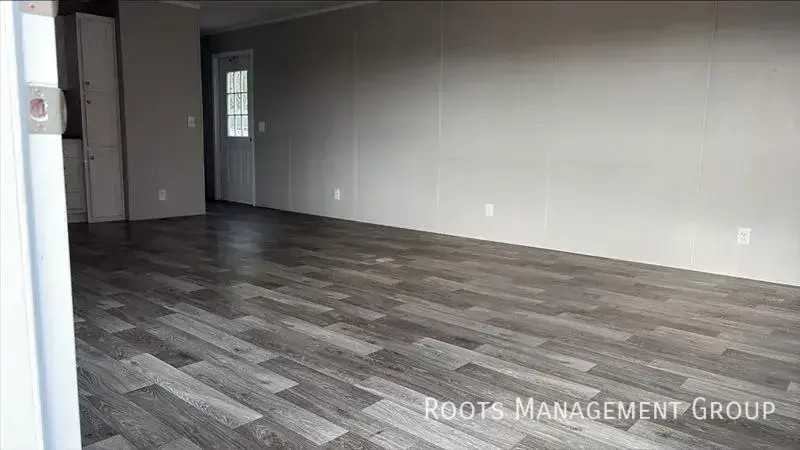 803 Carriage Lane Est #803 - Photo 3 of 14