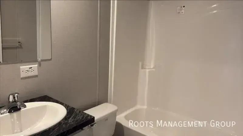 803 Carriage Lane Est #803 - Photo 6 of 14