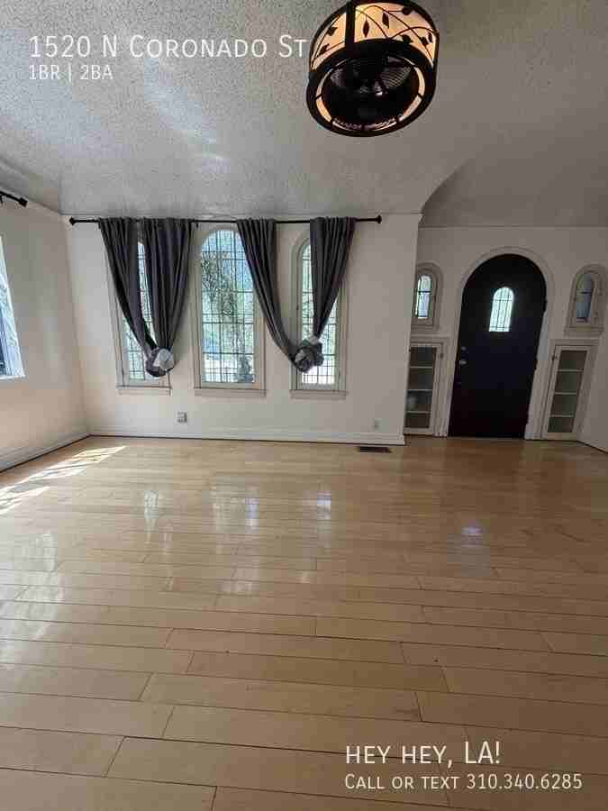 1520 N Coronado St - Photo 4 of 26