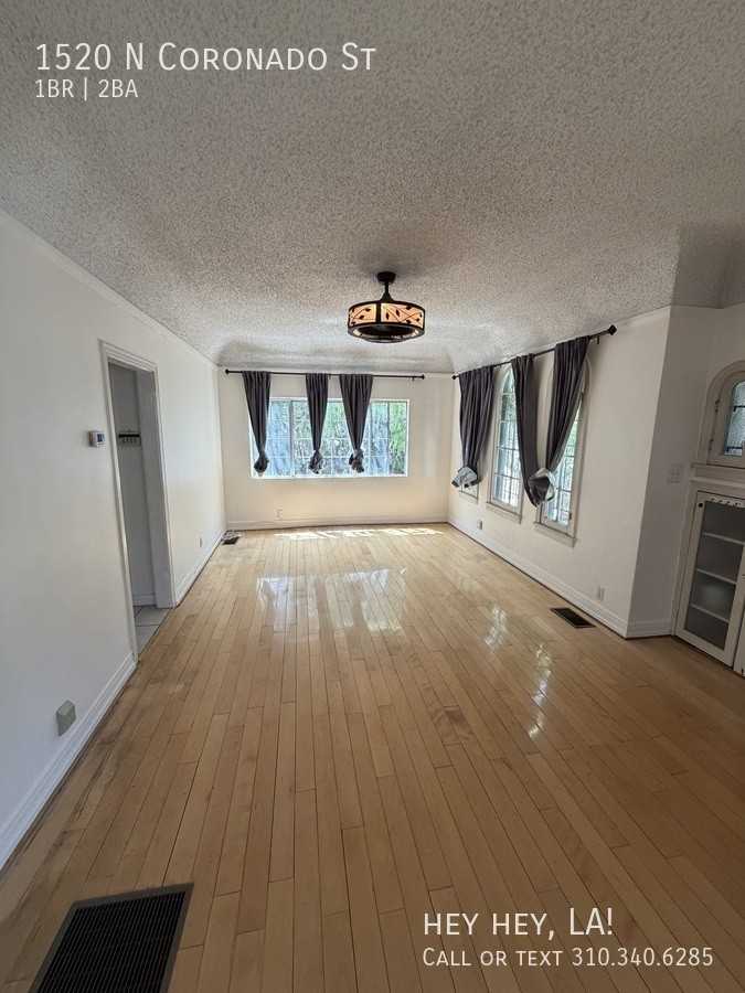 1520 N Coronado St - Photo 6 of 26