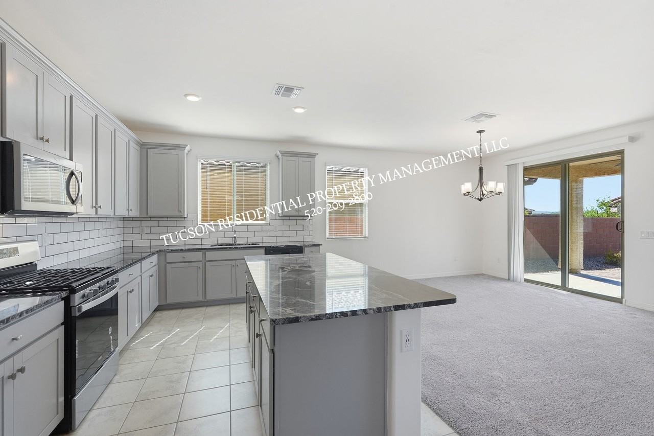 7842 S New Strike Way #1 - Photo 7 of 49