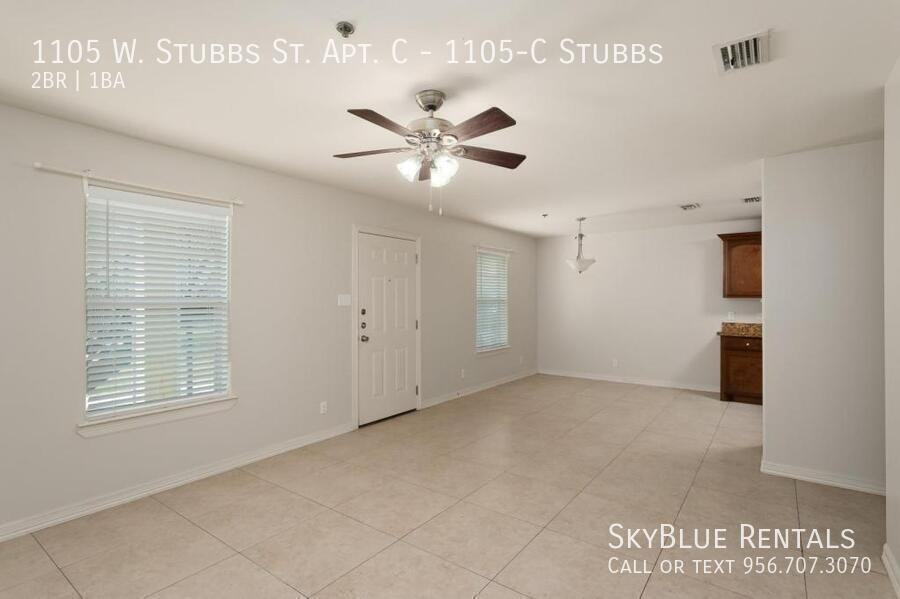 1105 W Stubbs St Apt C - Photo 4 of 24
