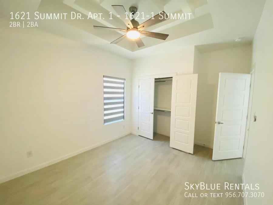 1621 W Sumitt Dr Apt 1 - Photo 7 of 12