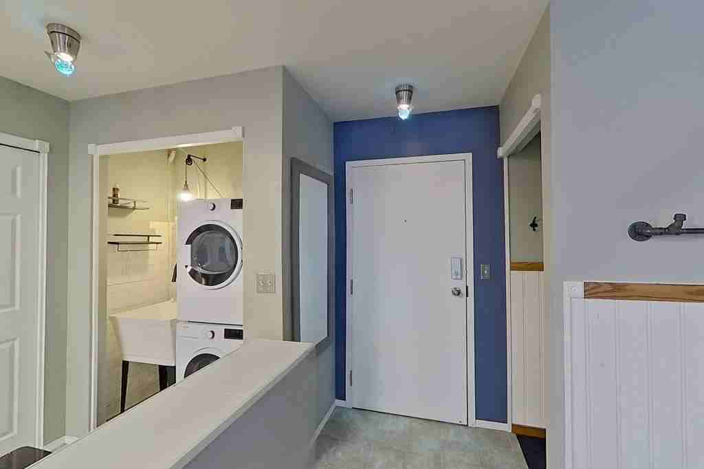 10331 - 10331 106 Street - 1 #1 - Photo 7 of 23