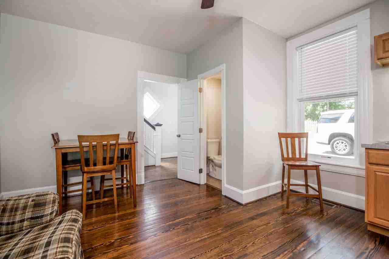 148 Warwick St - Photo 5 of 16