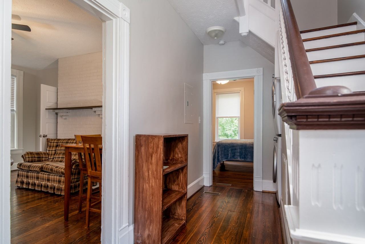 148 Warwick St - Photo 4 of 16