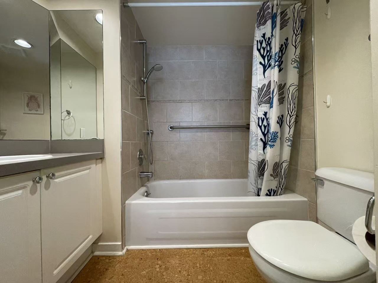 5626 Larch St #204 - Photo 7 of 19