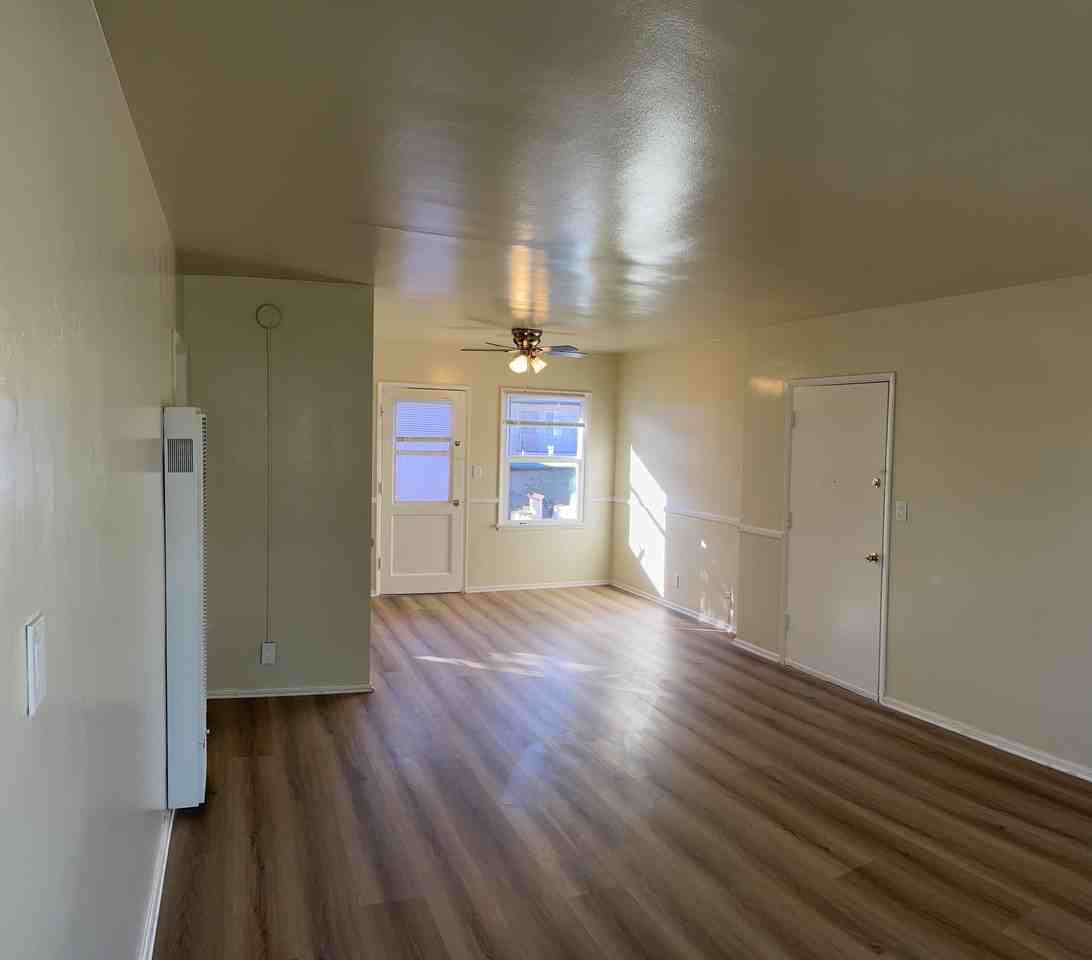 5227 Knowlton Street - Photo 6 of 7