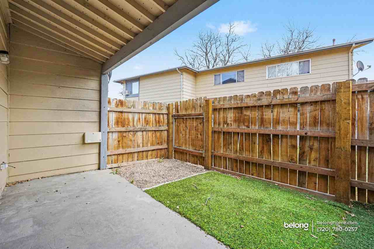 1044 Coronado Pkwy S - Photo 4 of 16