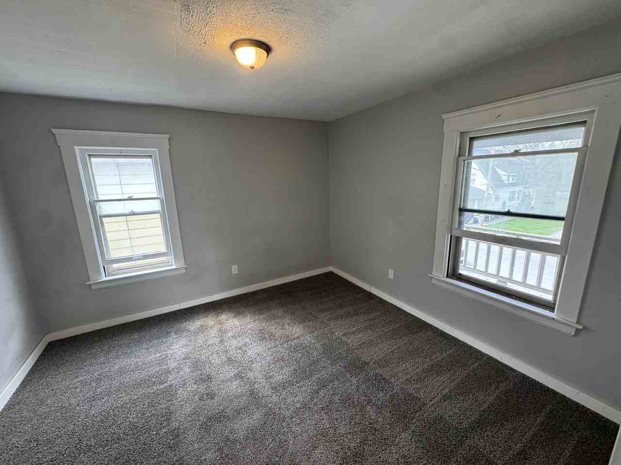 842 Wayside Rd #UP - Photo 4 of 7