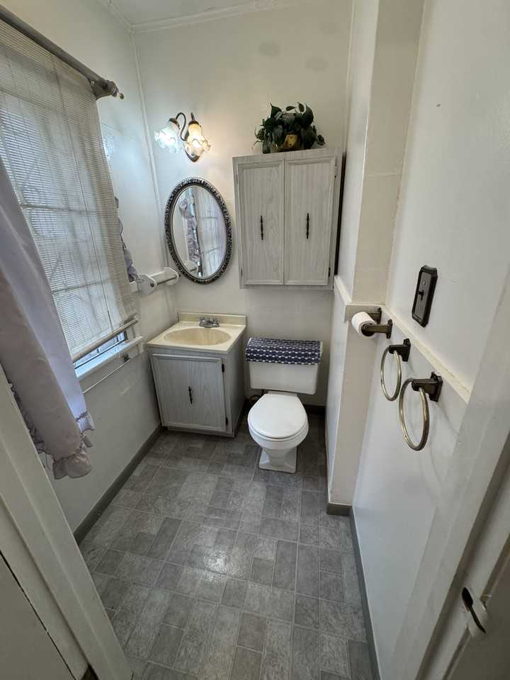 13517 Rugby Rd - Photo 6 of 12