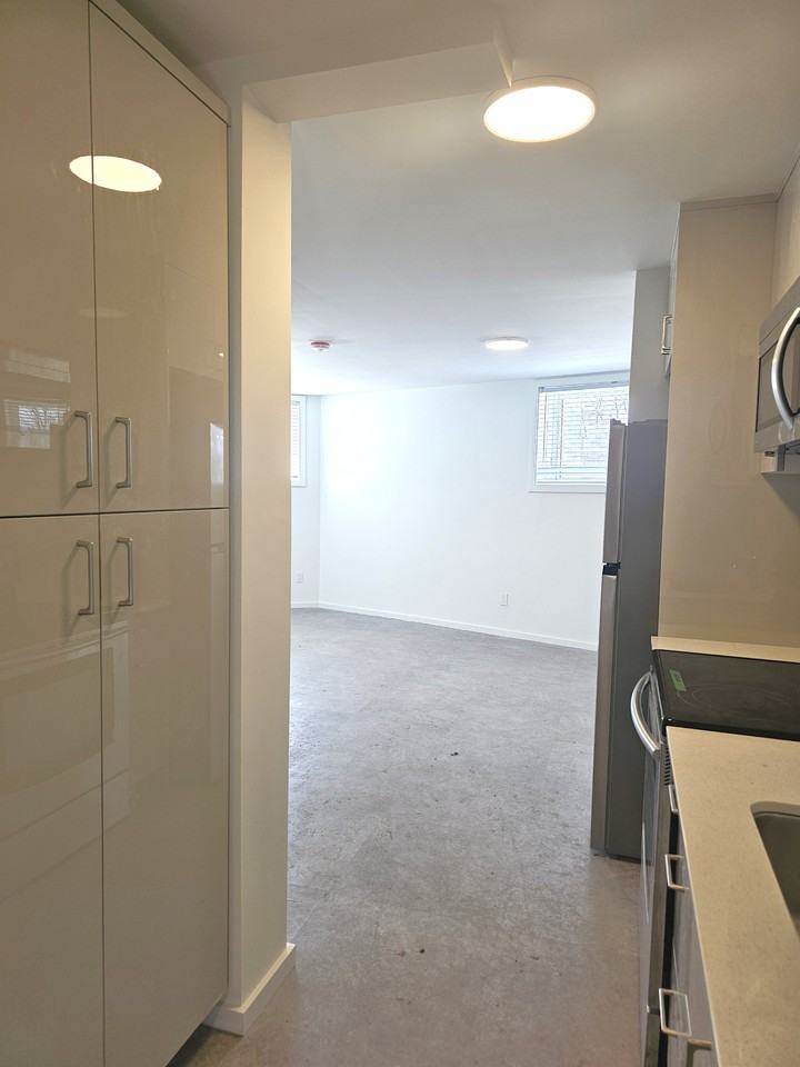 89 Sixth Street - Photo 4 of 30