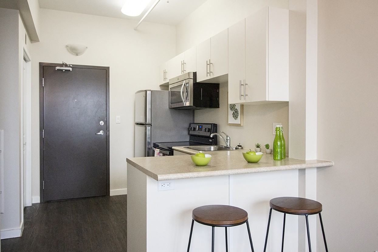 300 Tache Avenue - Photo 6 of 17