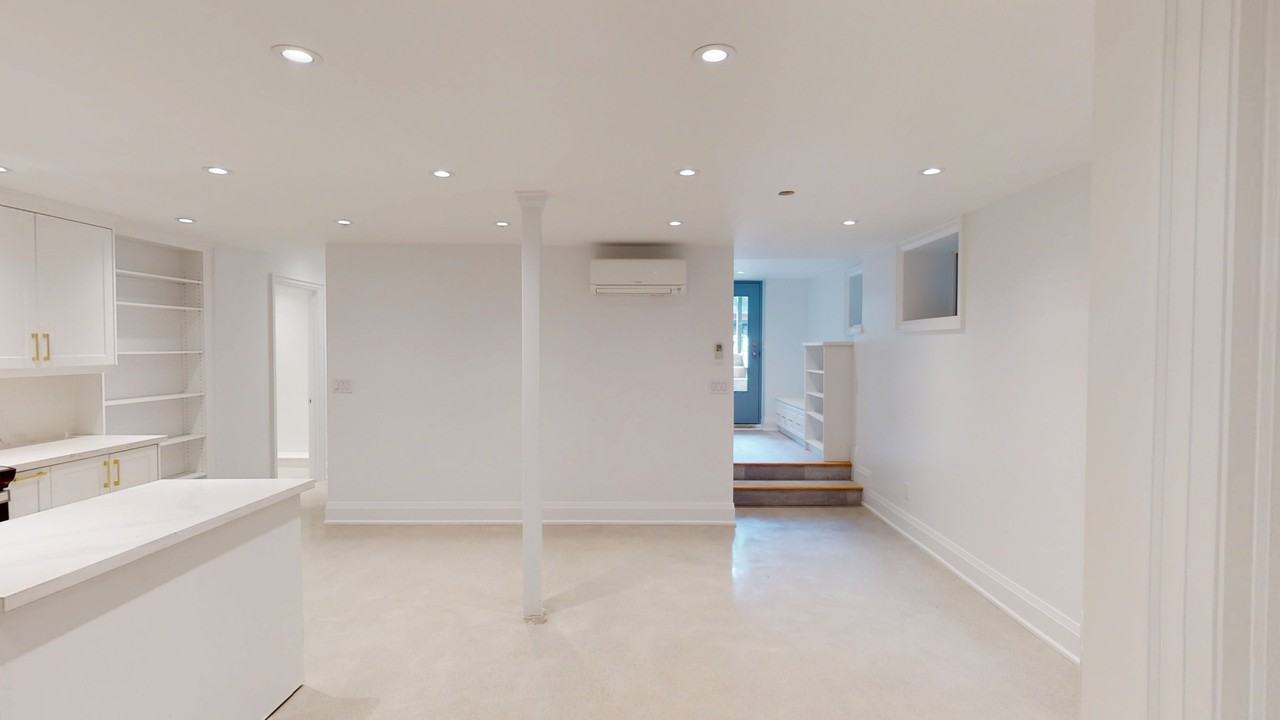 COLLEGE ST & OSSINGTON AVE - Photo 6 of 21