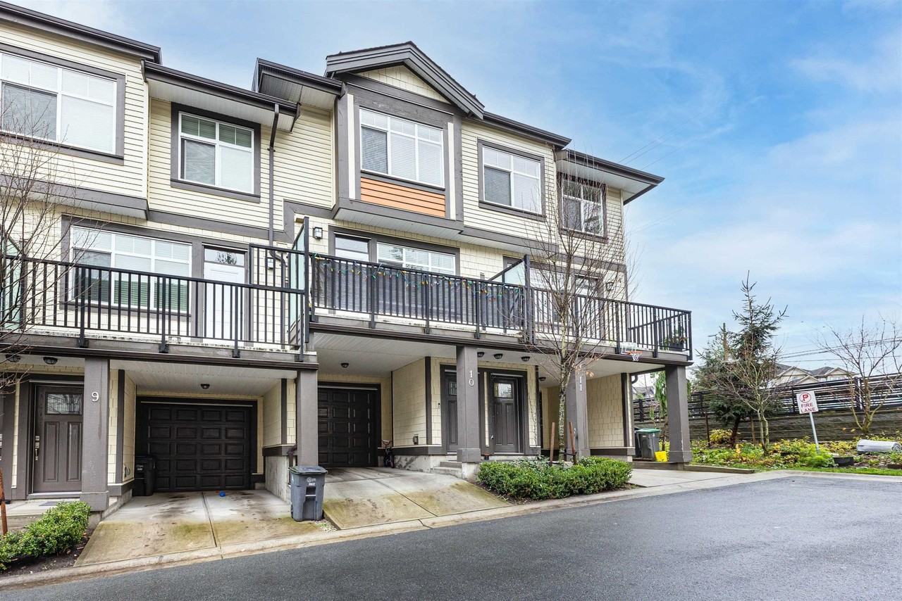 6055 138 Street #11 - Photo 4 of 31