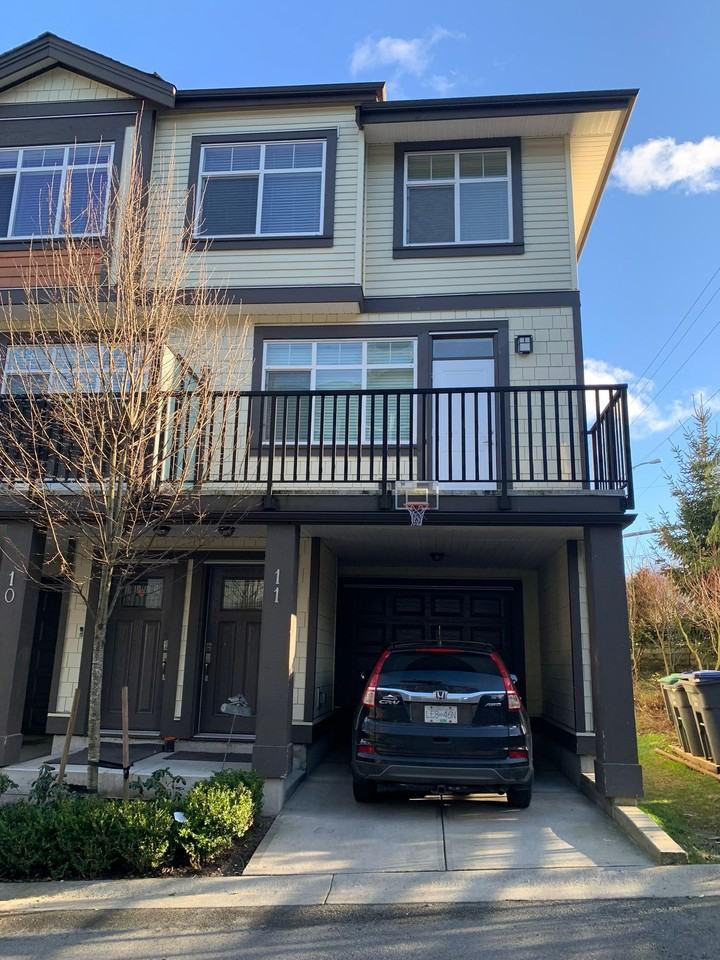 6055 138 Street #11 - Photo 5 of 31