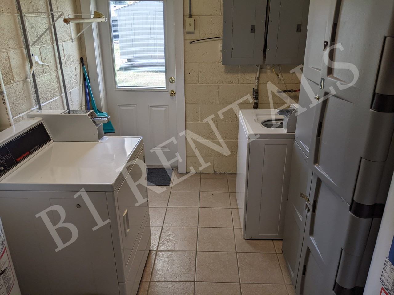 105 Greensburg St #2 - Photo 5 of 9