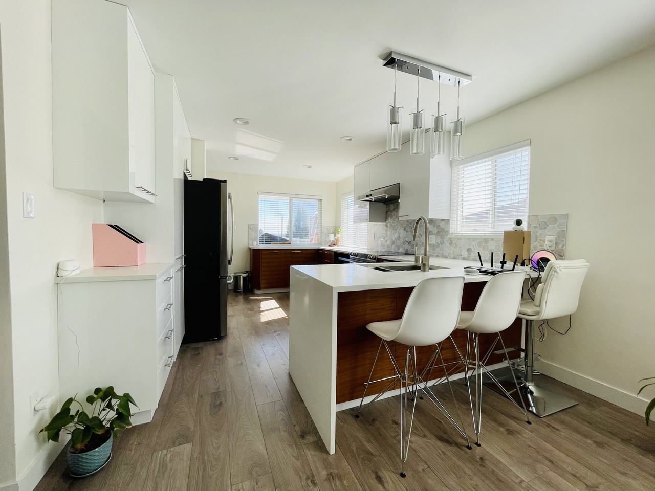 2300 Harrison Drive - Photo 5 of 24