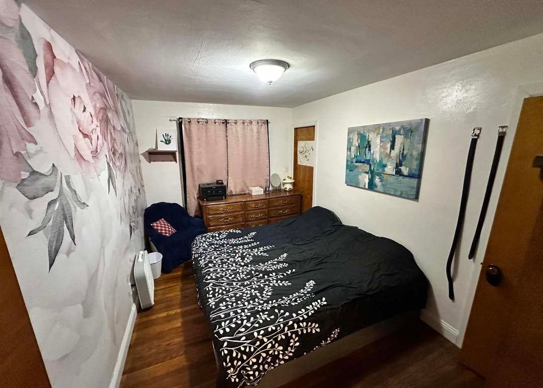 2819 Gladstone Ave - Photo 5 of 12