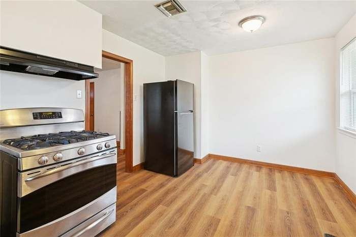 2524 Mississippi Ave - Photo 6 of 15