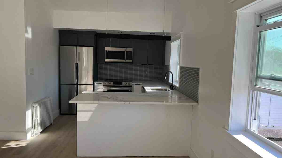 58 Caldwell St - Photo 3 of 13