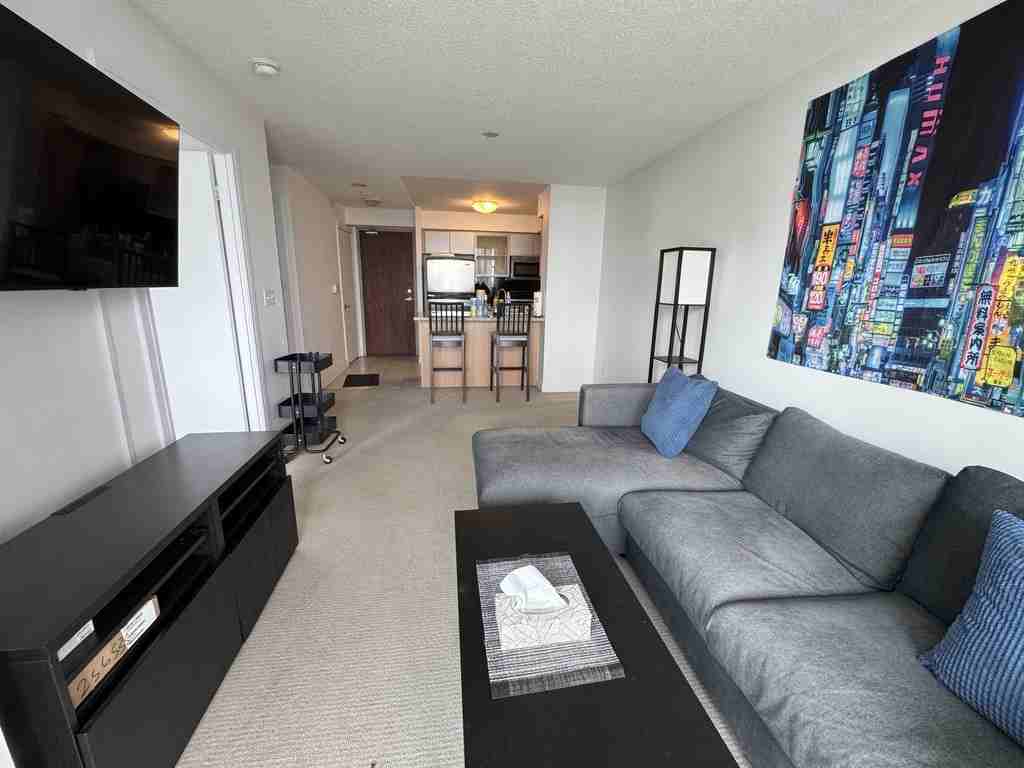 18 Harrison Garden Boulevard #23 - Photo 6 of 15