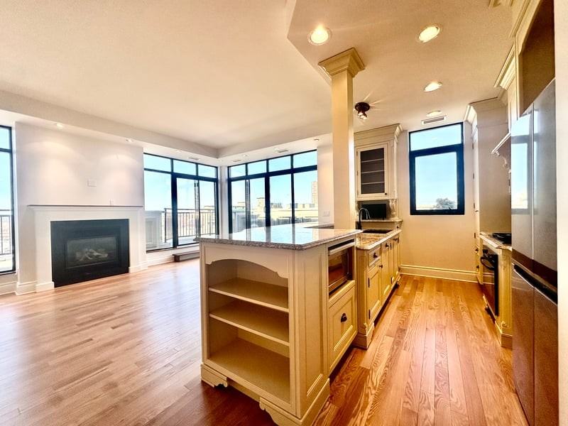 260 Besserer St - Photo 4 of 14