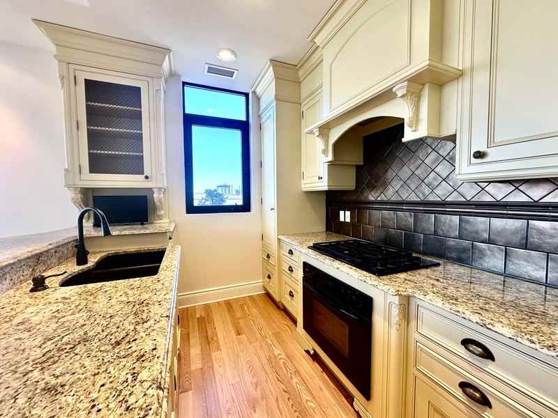 260 Besserer St - Photo 5 of 14