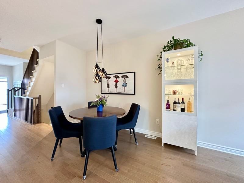 527 Markdale Terrace - Photo 5 of 14