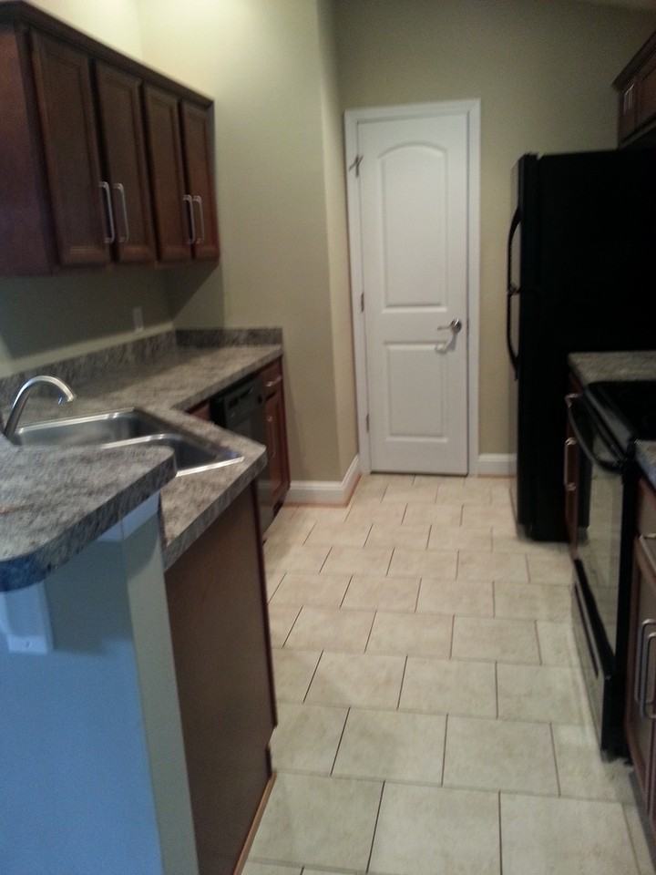 100 Capstone Dr #305 - Photo 3 of 9