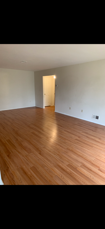 107 Sharon Garden Ct - Photo 3 of 14