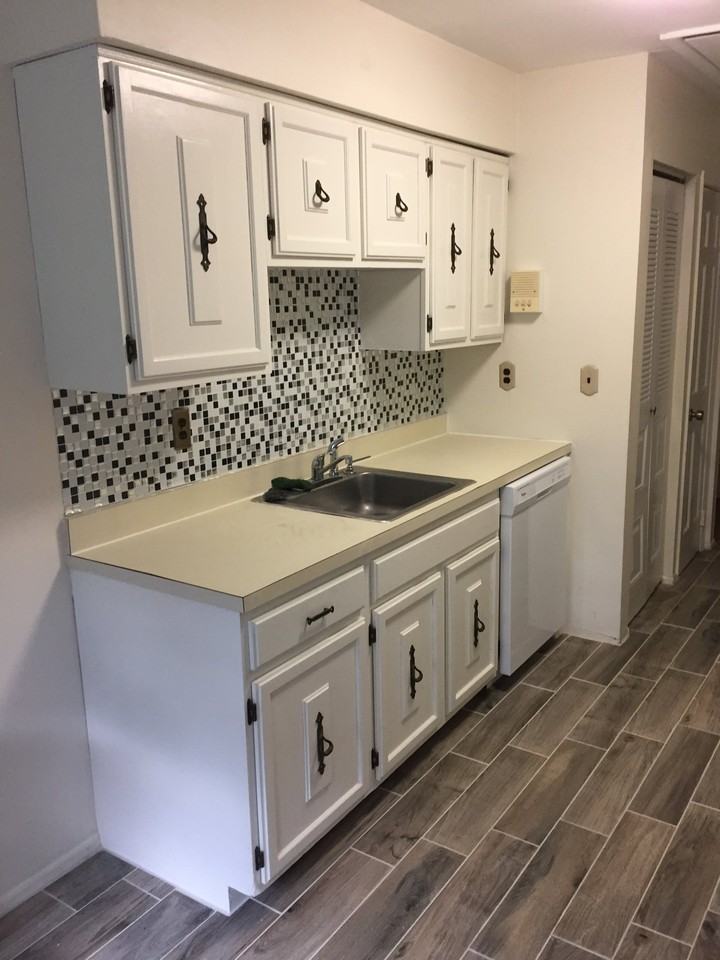 107 Sharon Garden Ct - Photo 5 of 14
