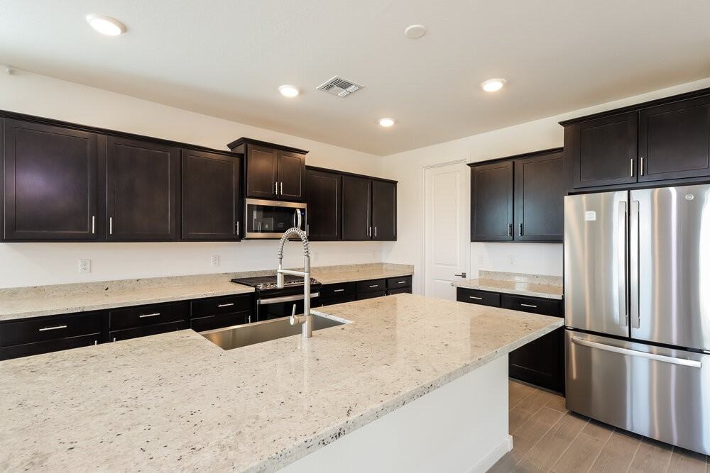 20192 W Palo Verde Dr - Photo 7 of 19