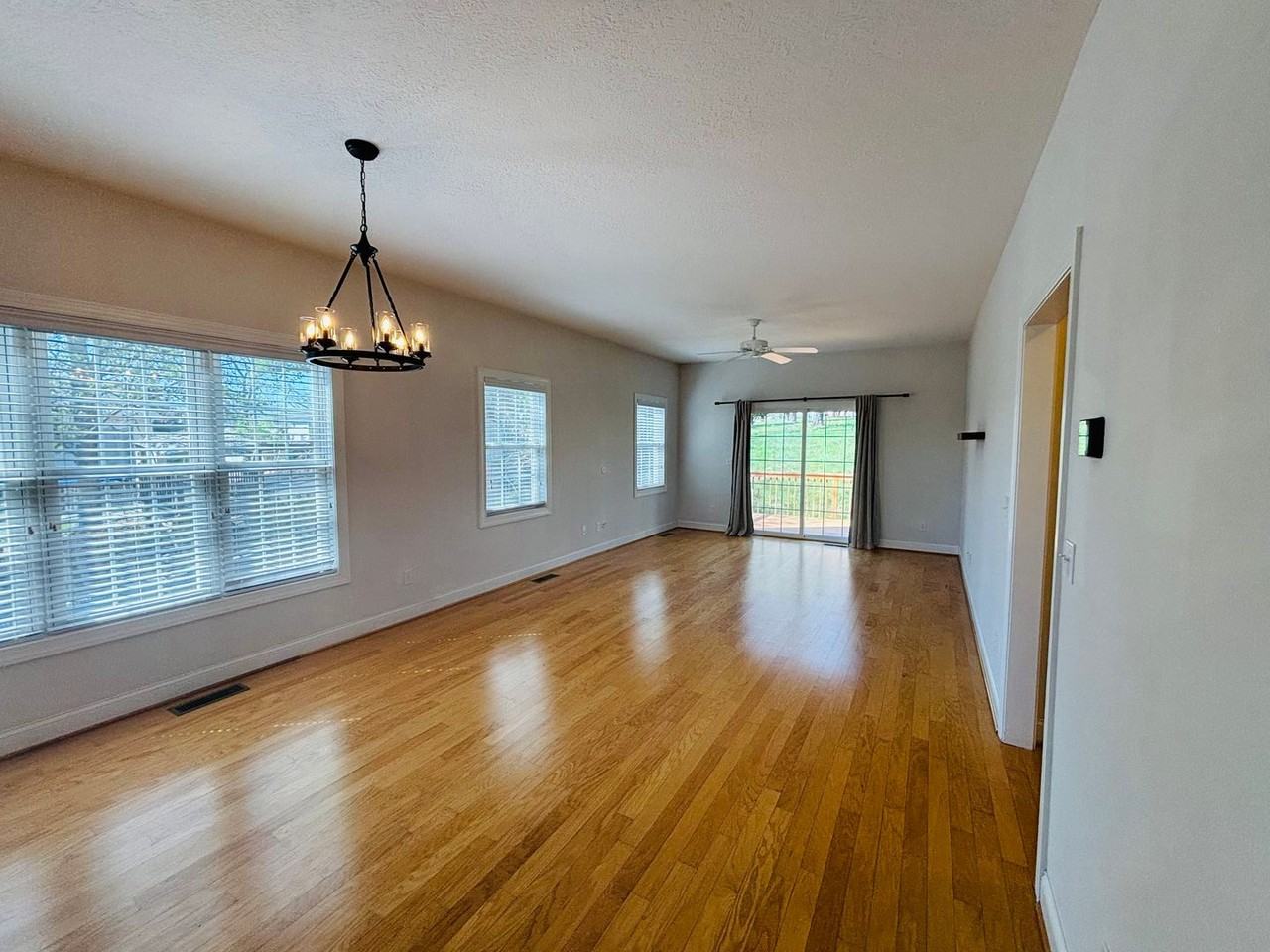 200 Meadow Dr - Photo 4 of 21