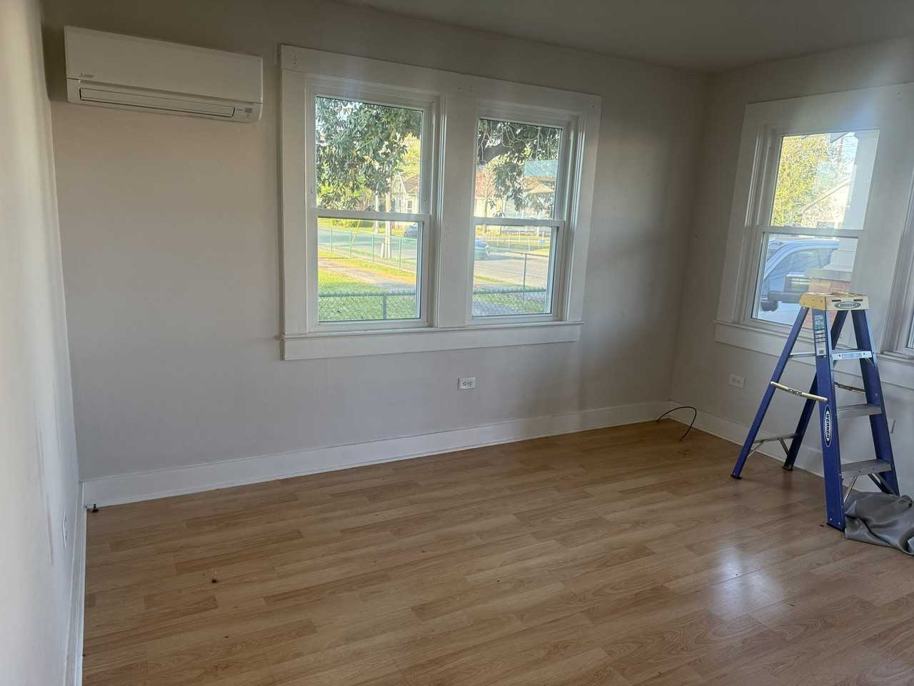 1016/1018 Jackson #1016 - Photo 2 of 10