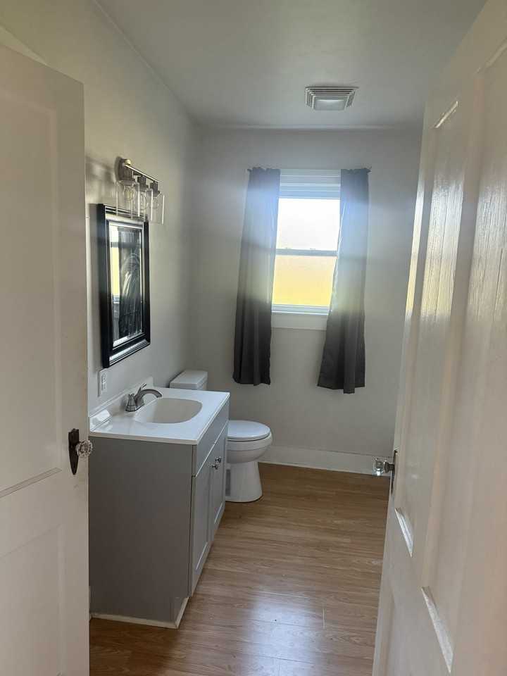 1016/1018 Jackson #1016 - Photo 5 of 10