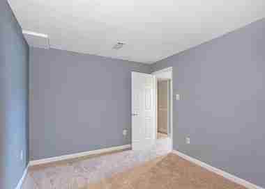 6230 Oaklawn Ln - Photo 7 of 10