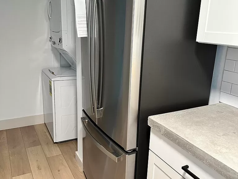 542 Berlin Dr - Photo 6 of 50