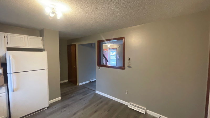 65 Wisteria St - Photo 6 of 13