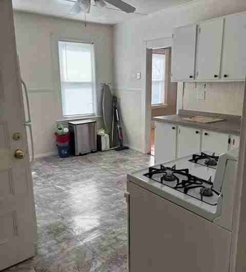 166 Kendrick Ave - Photo 3 of 11