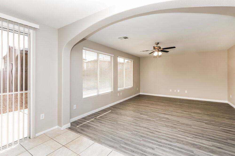 672 Prosser Creek Pl - Photo 5 of 17