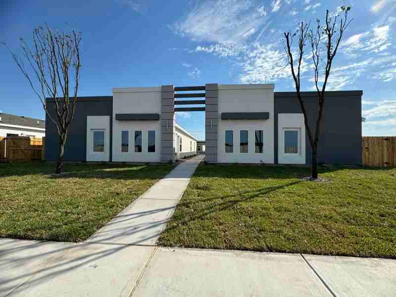 4217 La Vista Ave #2