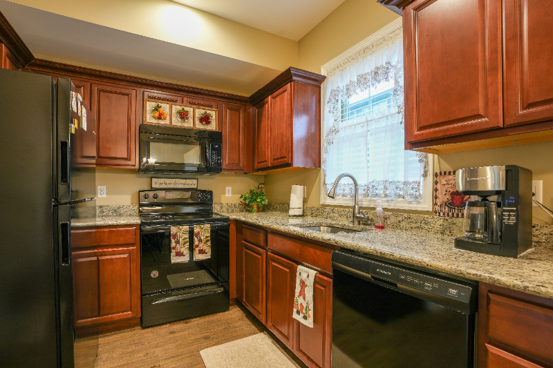 117 S Beckman Dr #4 - Photo 5 of 18