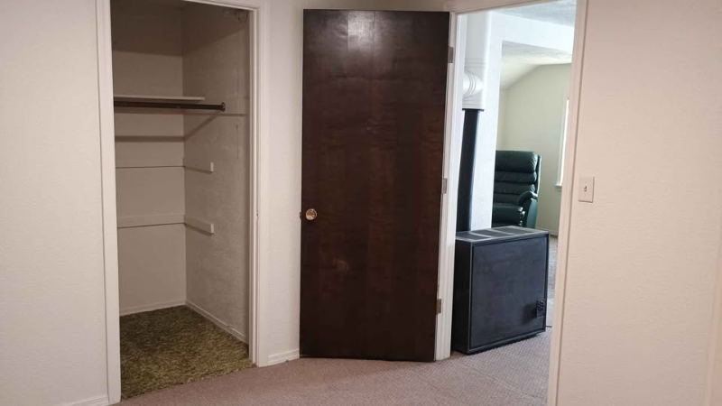 363 S Capitol St #7 - Photo 6 of 8