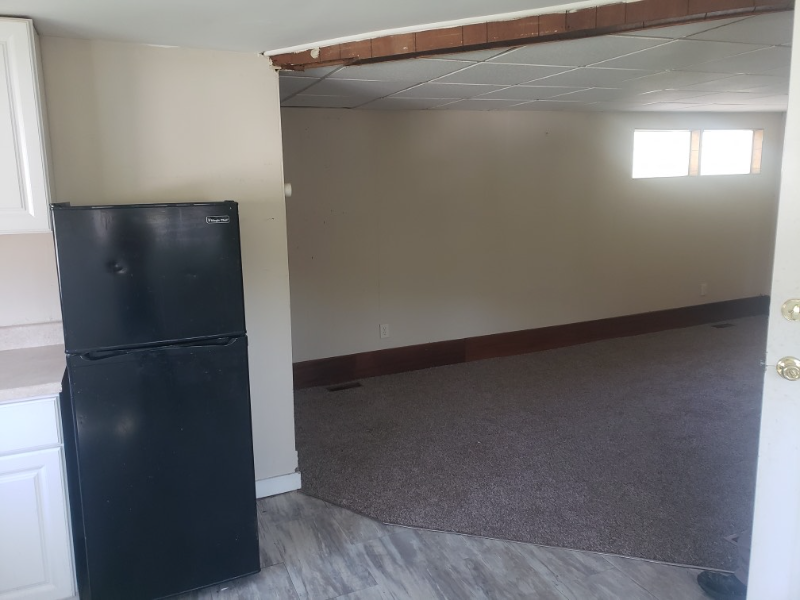 413 Front St #H - Photo 3 of 5