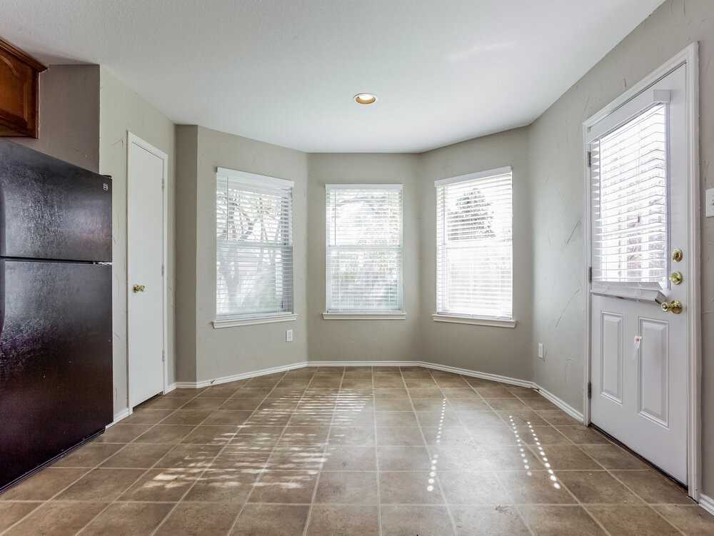 4413 Corner Brook Ln - Photo 6 of 13