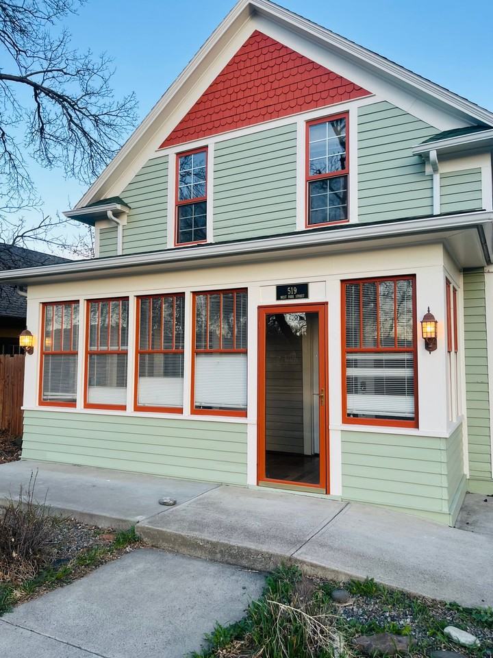 519 W Park St - Photo 2 of 21